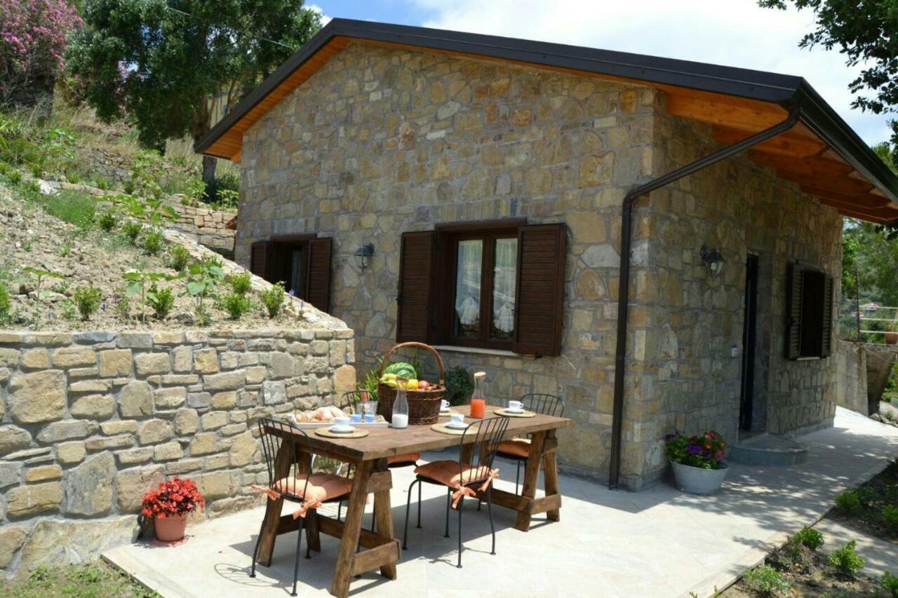 モンテコーリチェ Casa Brillocco Castellabateヴィラ エクステリア 写真